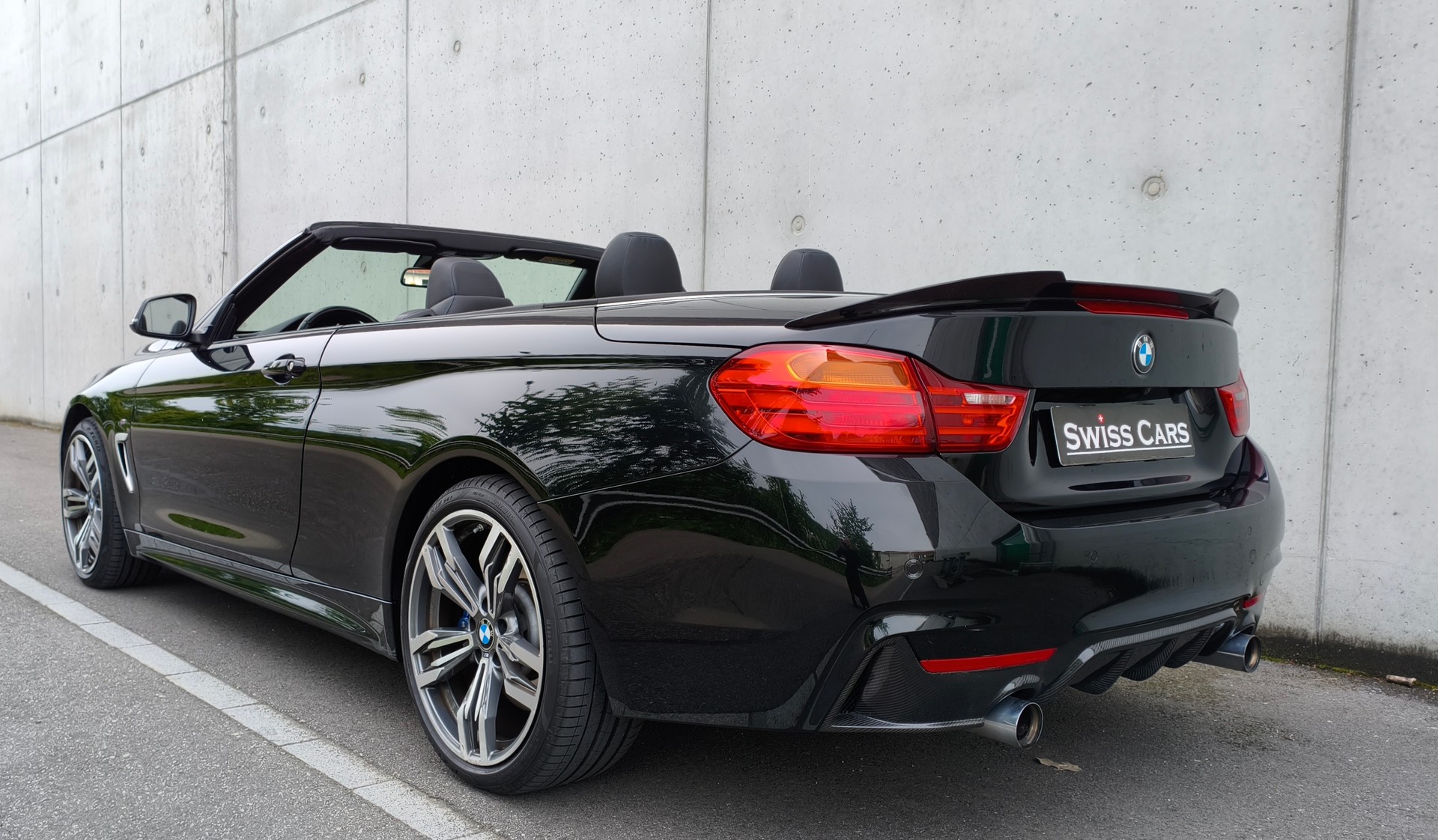 BMW 435i Cabriolet xDrive M-Sport Steptronic-image-5