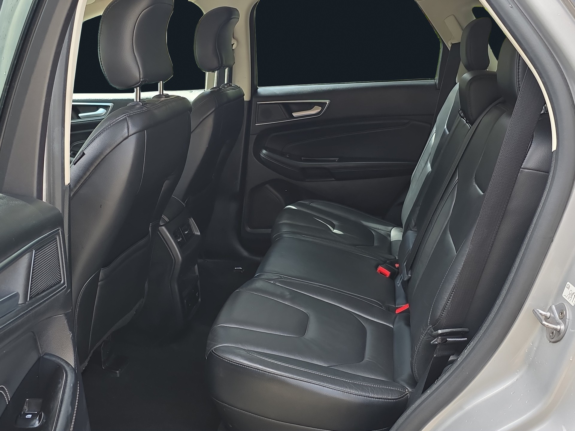FORD Edge 2.0 EcoBlue Titanium 4WD Automatic-image-10