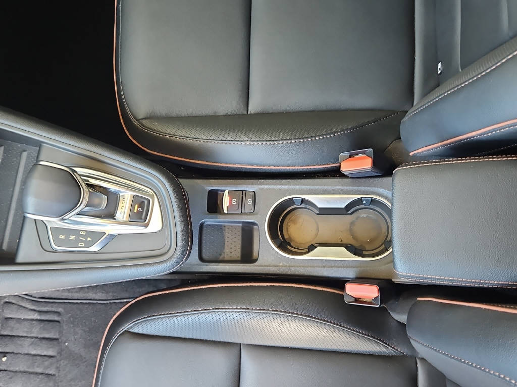 RENAULT Captur 1.6 E-Tech iconic Full Hybrid-image-8