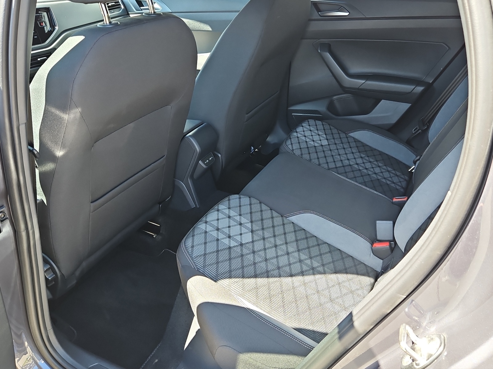 VW Taigo 1.5 TSI R-Line DSG-image-20