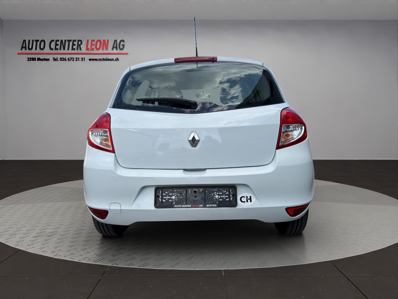 RENAULT Clio 1.2 16V Expression-image-4