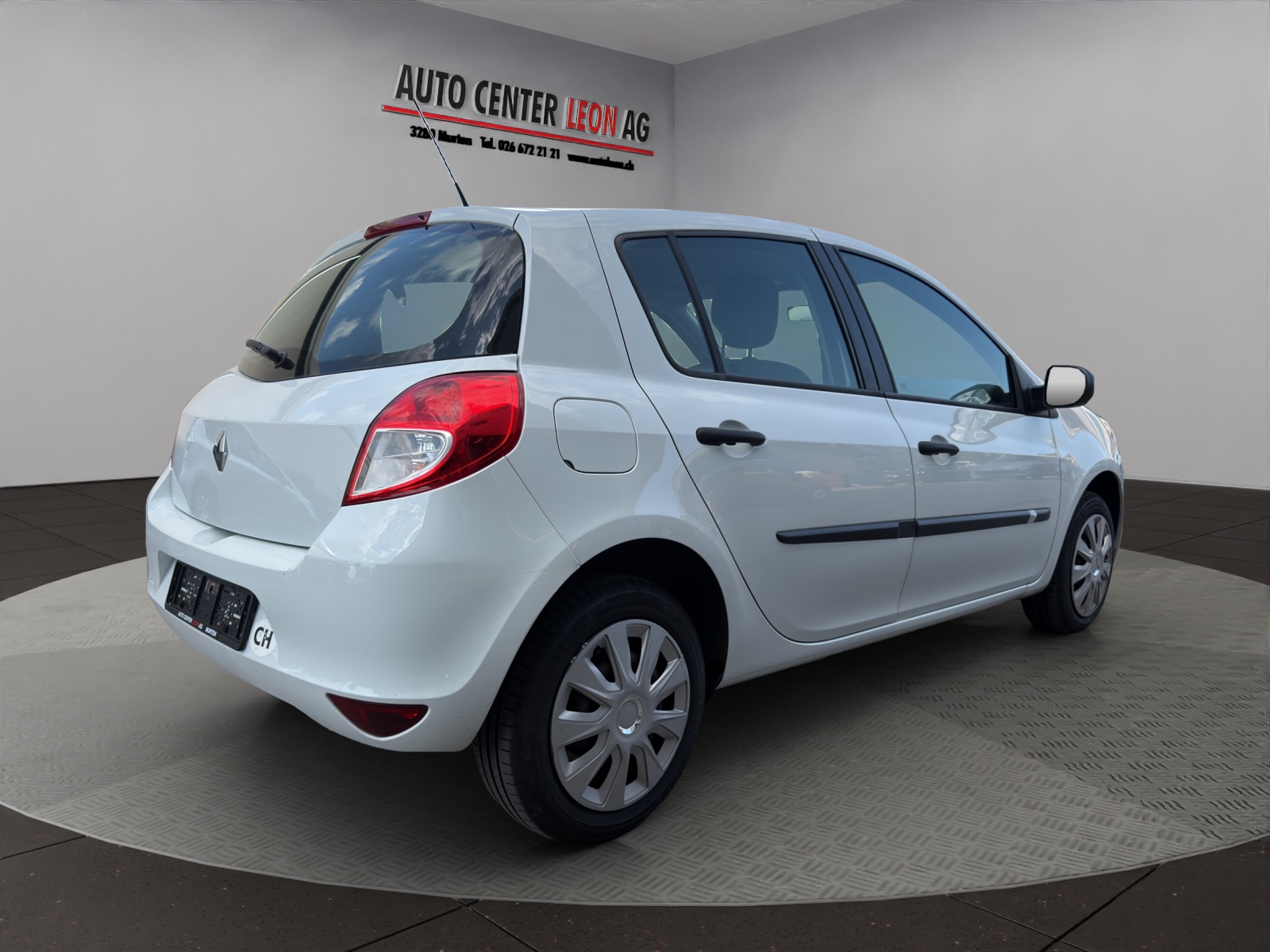 RENAULT Clio 1.2 16V Expression-image-5