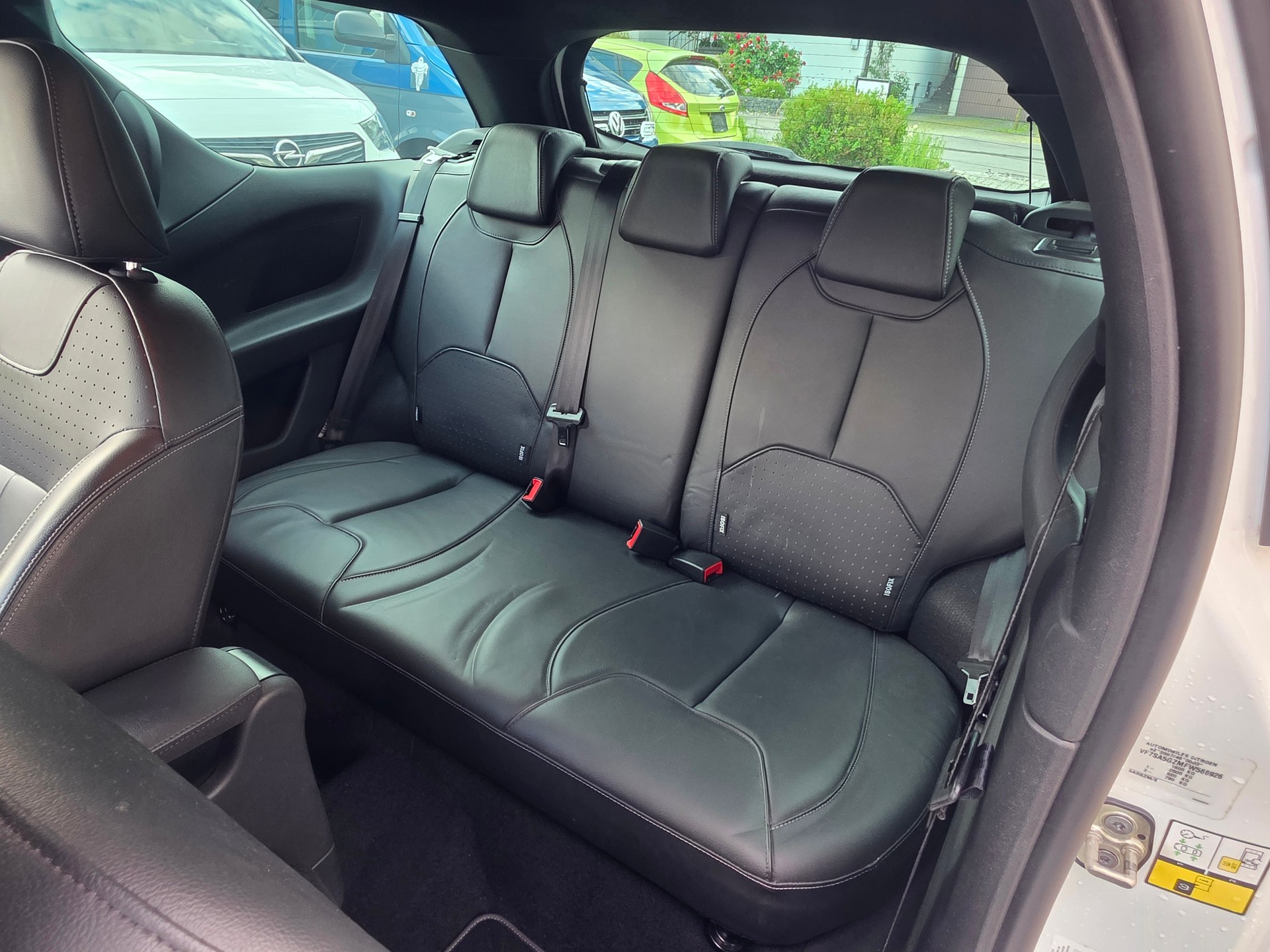 DS AUTOMOBILES DS3 1.6 THP Sport Chic Plus / Neu ab Mfk.-image-12