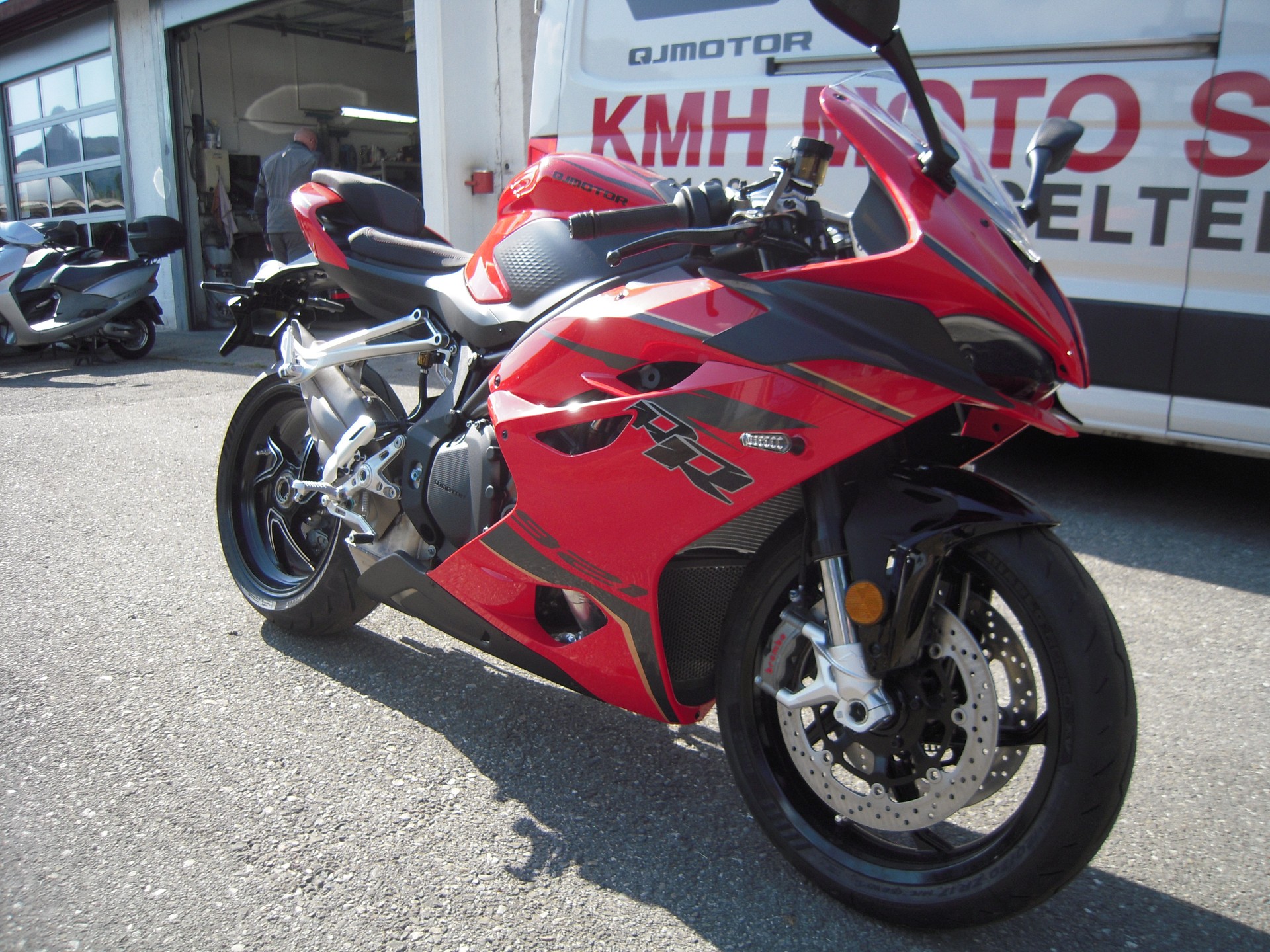 QJ SRK 921 RR-image-1