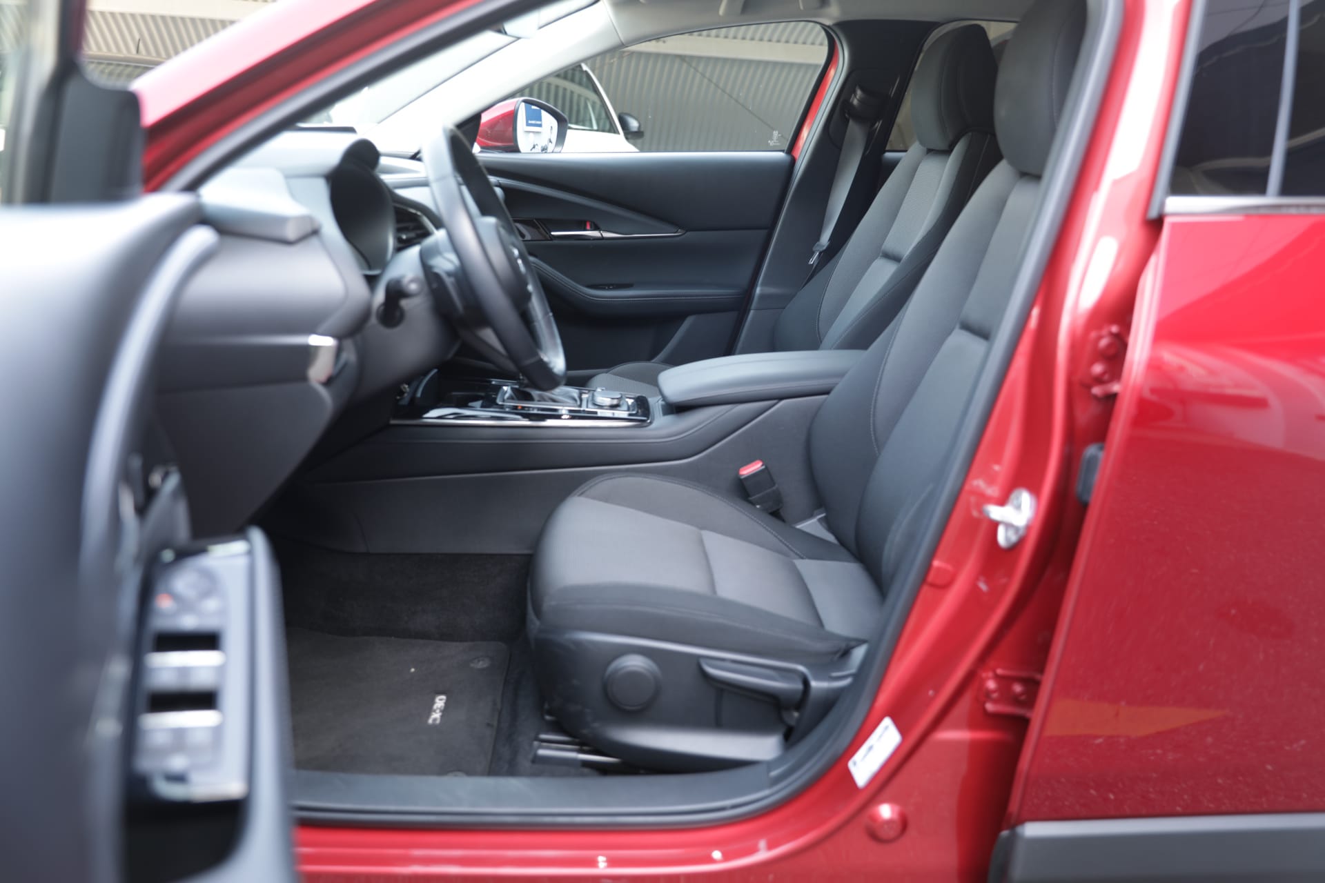 MAZDA CX-30 SKYACTIV-X 186 M Hybrid FWD Ambition Plus Automat-image-8