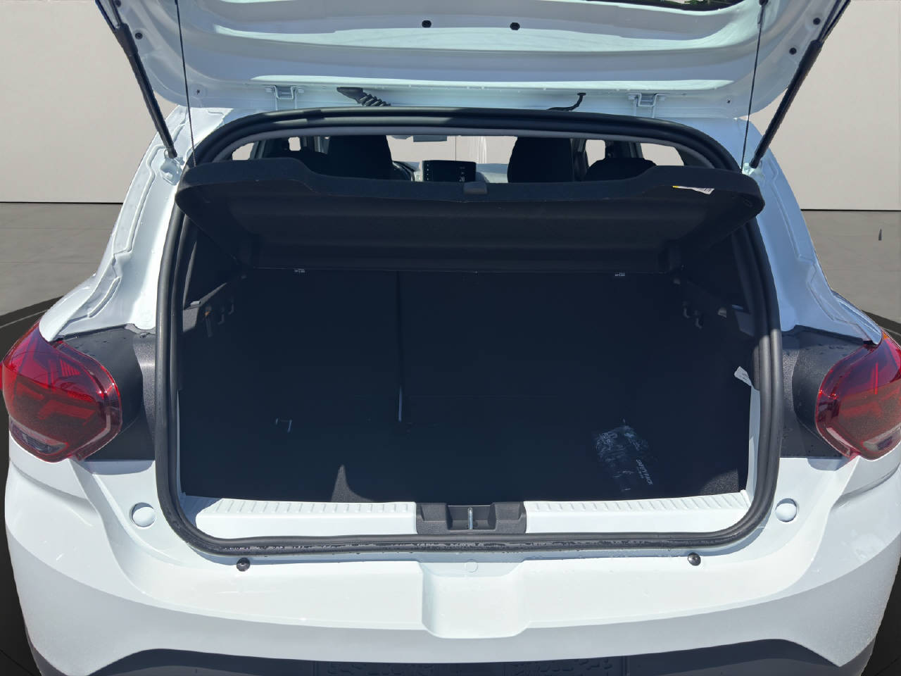 DACIA Sandero 1.0 TCe 90 Stepway Expression-image-11
