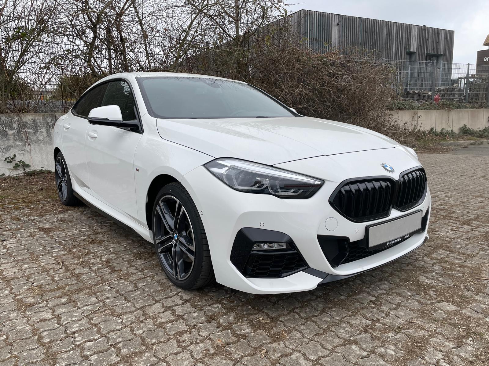 BMW 220d Gran Coupé xDrive M Steptronic-image-4