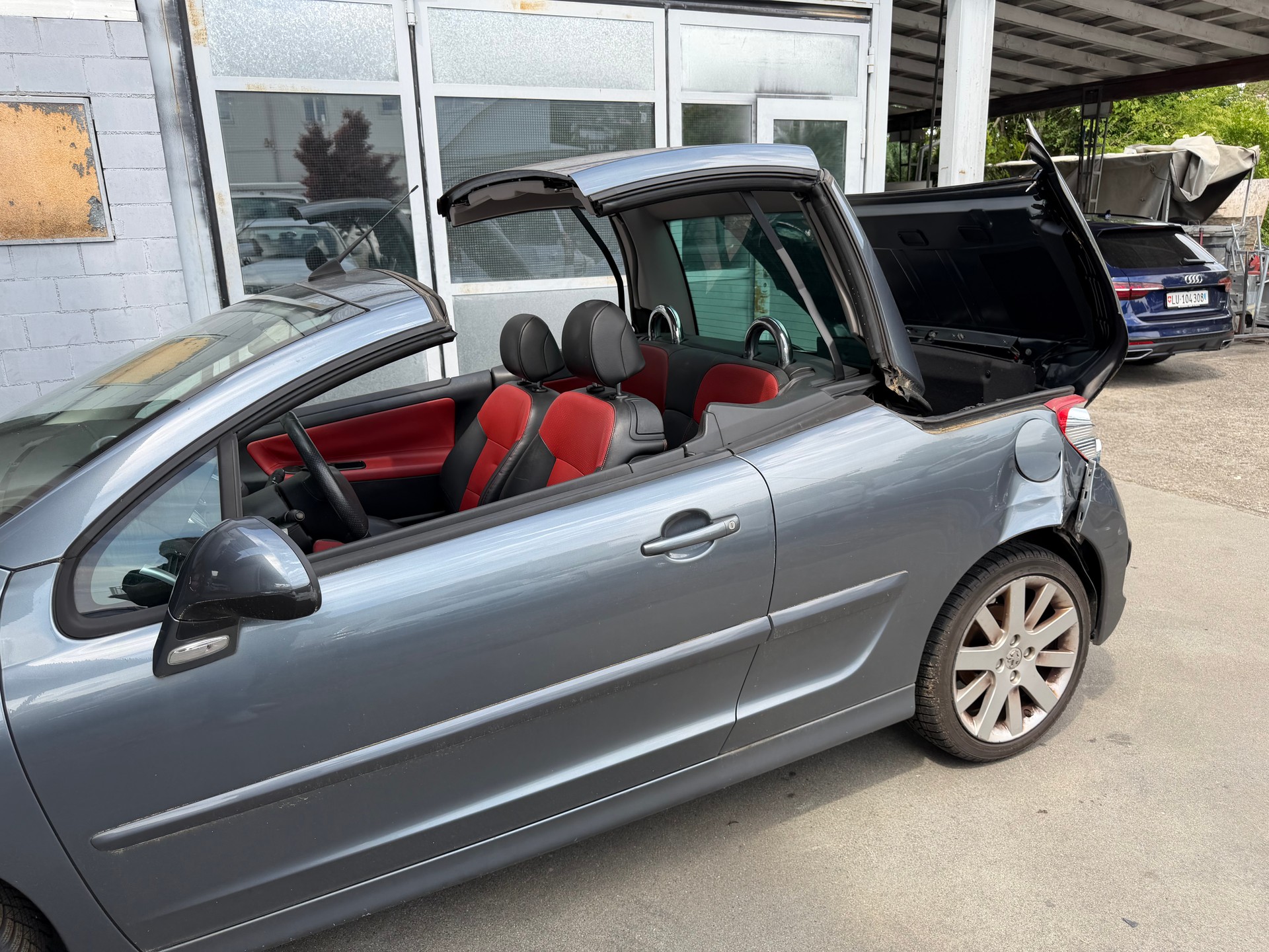 PEUGEOT 207 CC 1.6 16V Platinium Edition-image-10