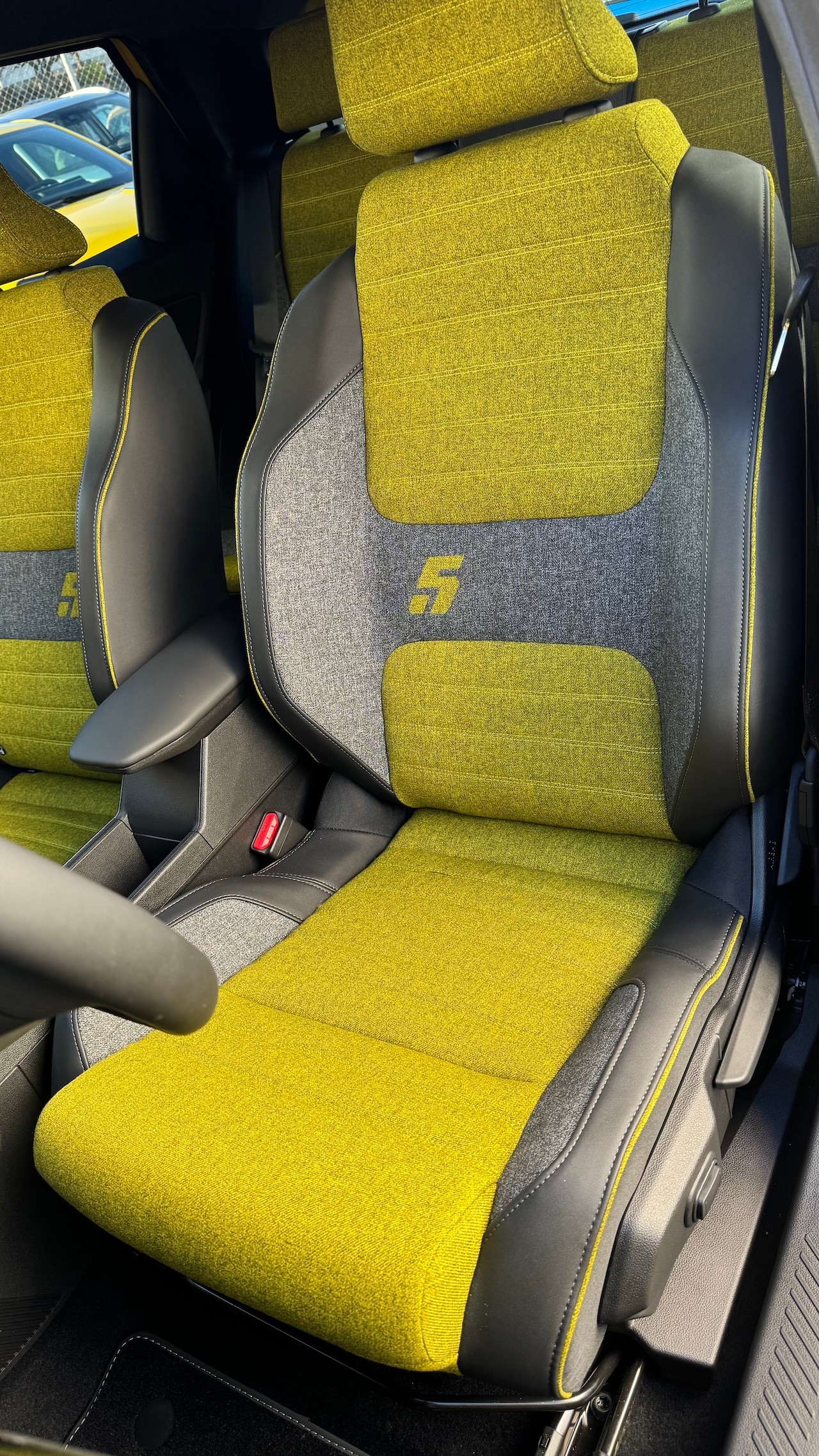 RENAULT R5 E-Tech Comfort Range 52 kWh Iconic Five * VOLLAUSSTATTUNG * TOUTES OPTIONS *-image-8