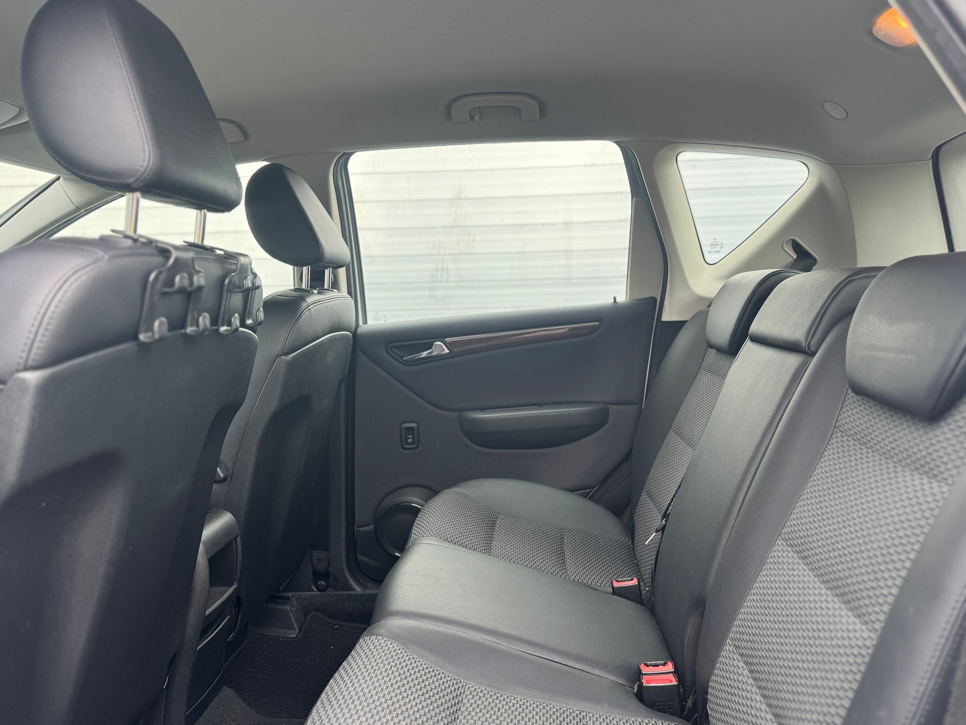MERCEDES-BENZ A 170 Classic Edition A-image-5