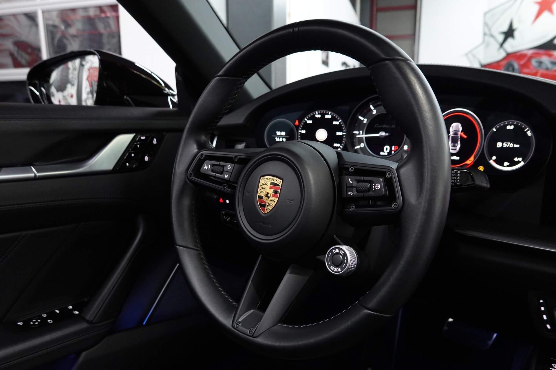 PORSCHE 911 TURBO S CABRIO PDK BLACK CH-FZ LIFTSYSTEM FULL ON TOP-image-51