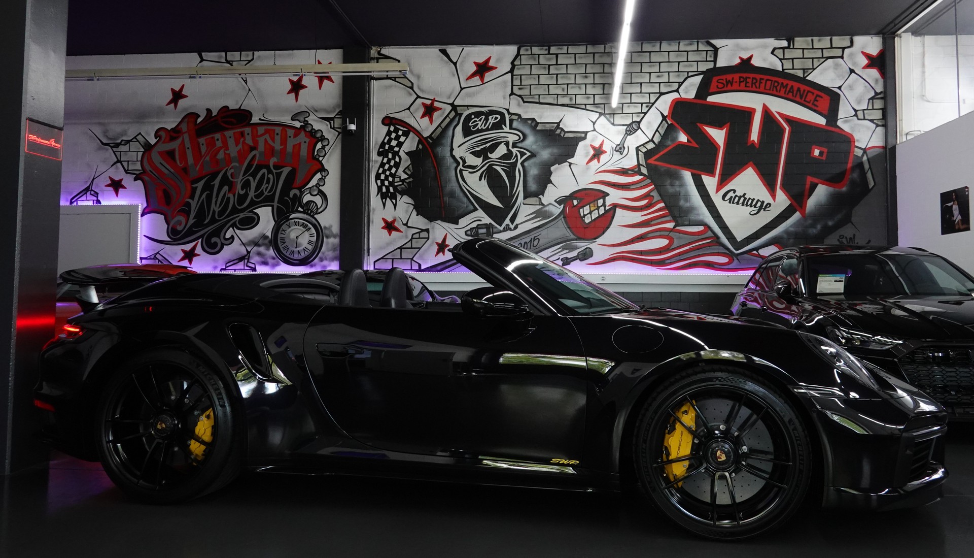 PORSCHE 911 TURBO S CABRIO PDK BLACK CH-FZ LIFTSYSTEM FULL ON TOP-image-14