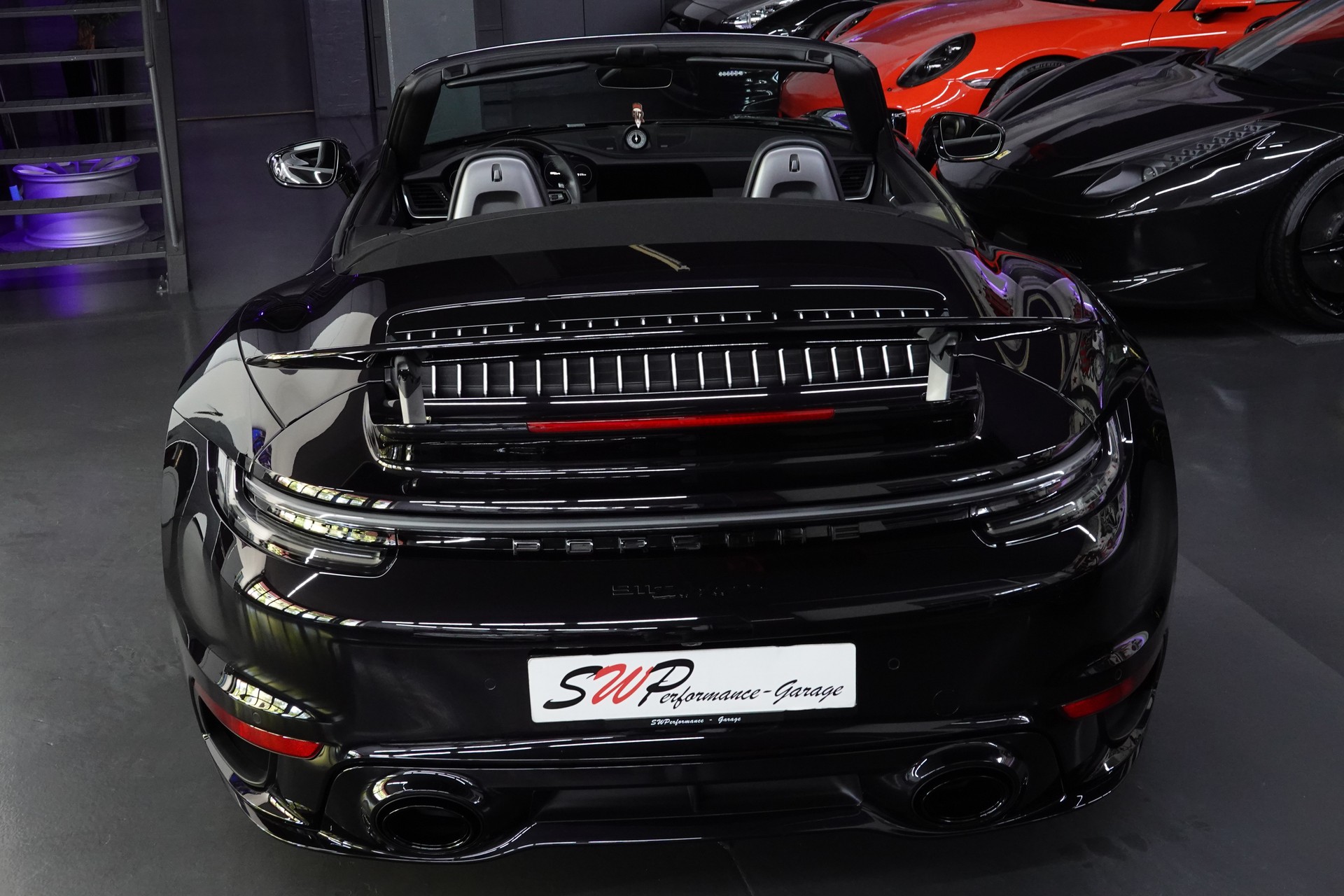 PORSCHE 911 TURBO S CABRIO PDK BLACK CH-FZ LIFTSYSTEM FULL ON TOP-image-10