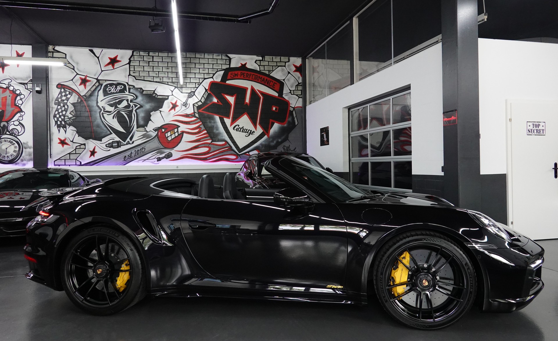 PORSCHE 911 TURBO S CABRIO PDK BLACK CH-FZ LIFTSYSTEM FULL ON TOP-image-53