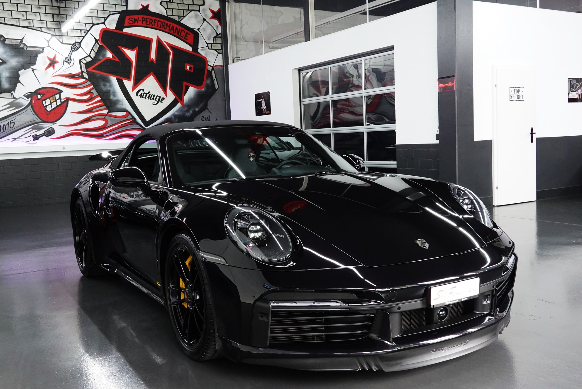 PORSCHE 911 TURBO S CABRIO PDK BLACK CH-FZ LIFTSYSTEM FULL ON TOP-image-58