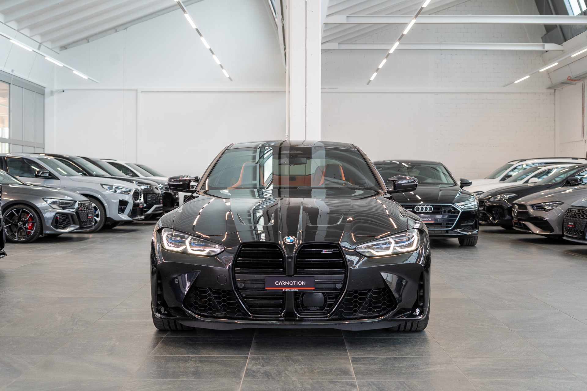 BMW M4 Competition xDrive Coupé / M Carbon Schalensitze / Keramik Bremsanlage / Head-Up Display-showroom-element-1