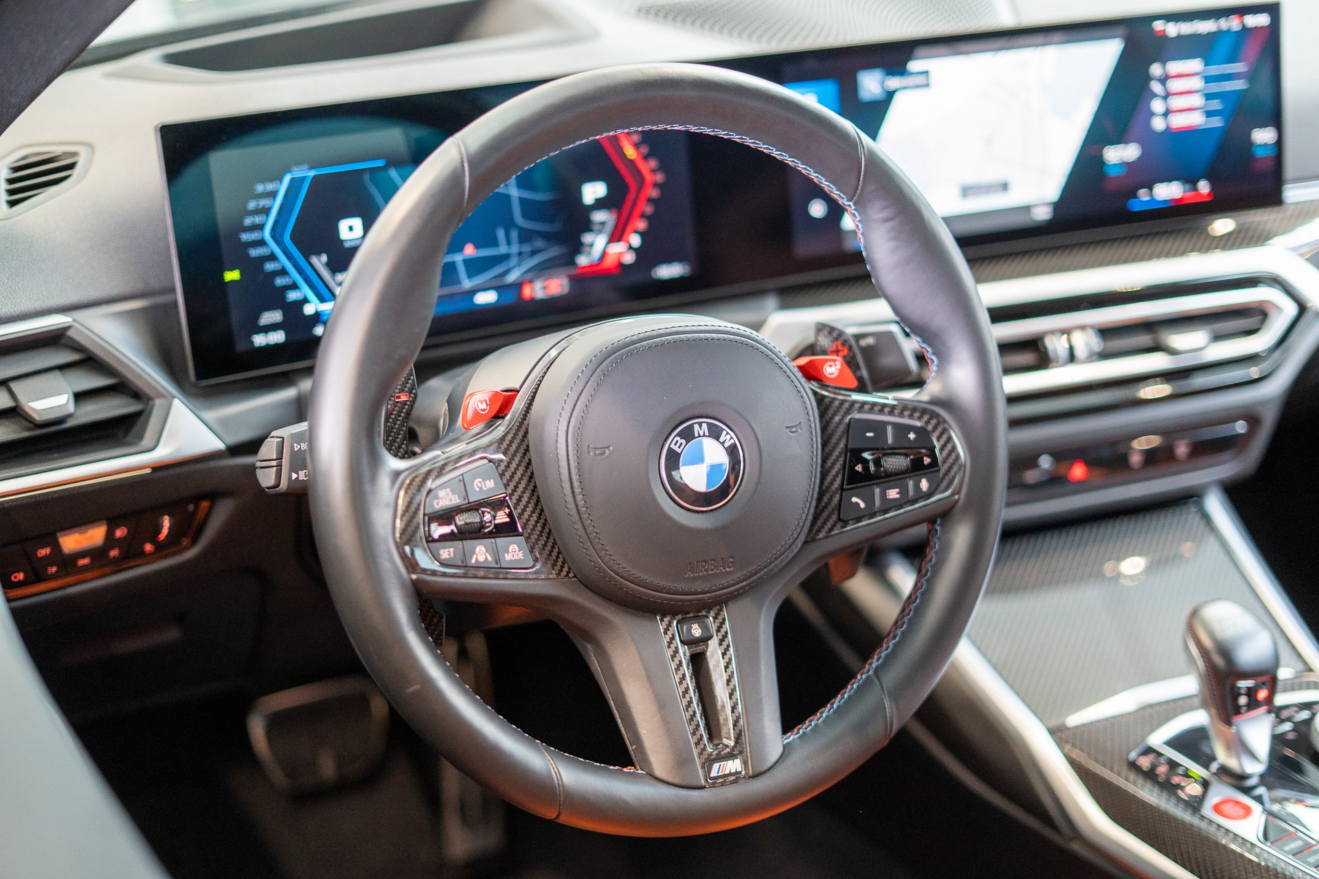 BMW M4 Competition xDrive Coupé / M Carbon Schalensitze / Keramik Bremsanlage / Head-Up Display-image-9
