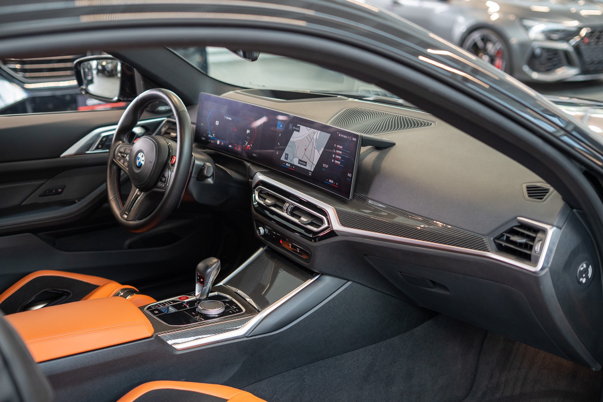 BMW M4 Competition xDrive Coupé / M Carbon Schalensitze / Keramik Bremsanlage / Head-Up Display-image-16