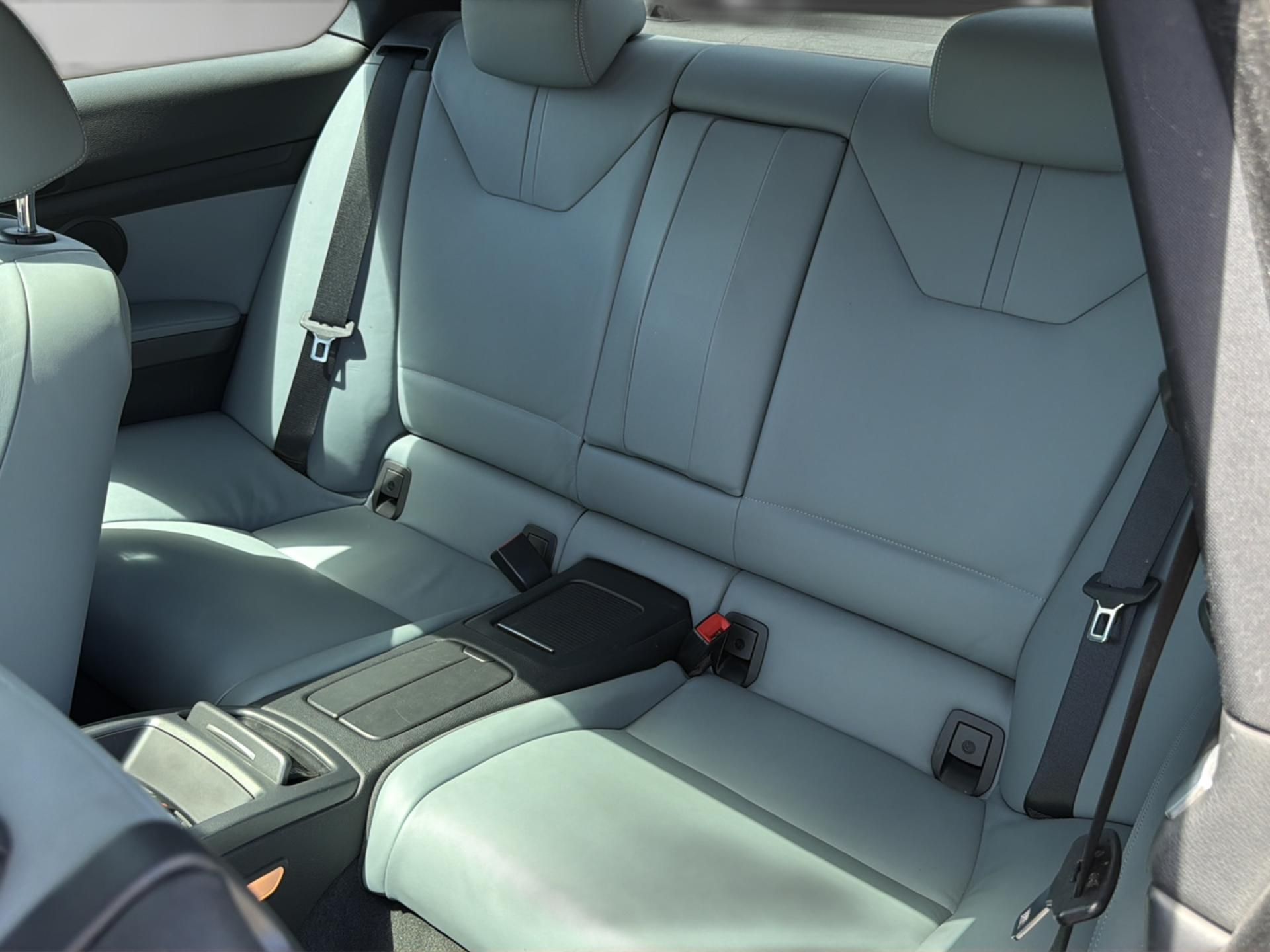 BMW M3 Coupé DSG-image-12