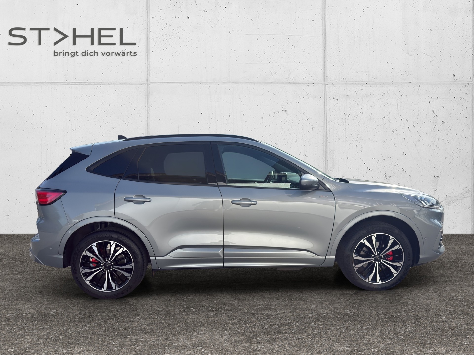 FORD Kuga 2.5 Plug-in Hybrid ST-Line X-showroom-element-3