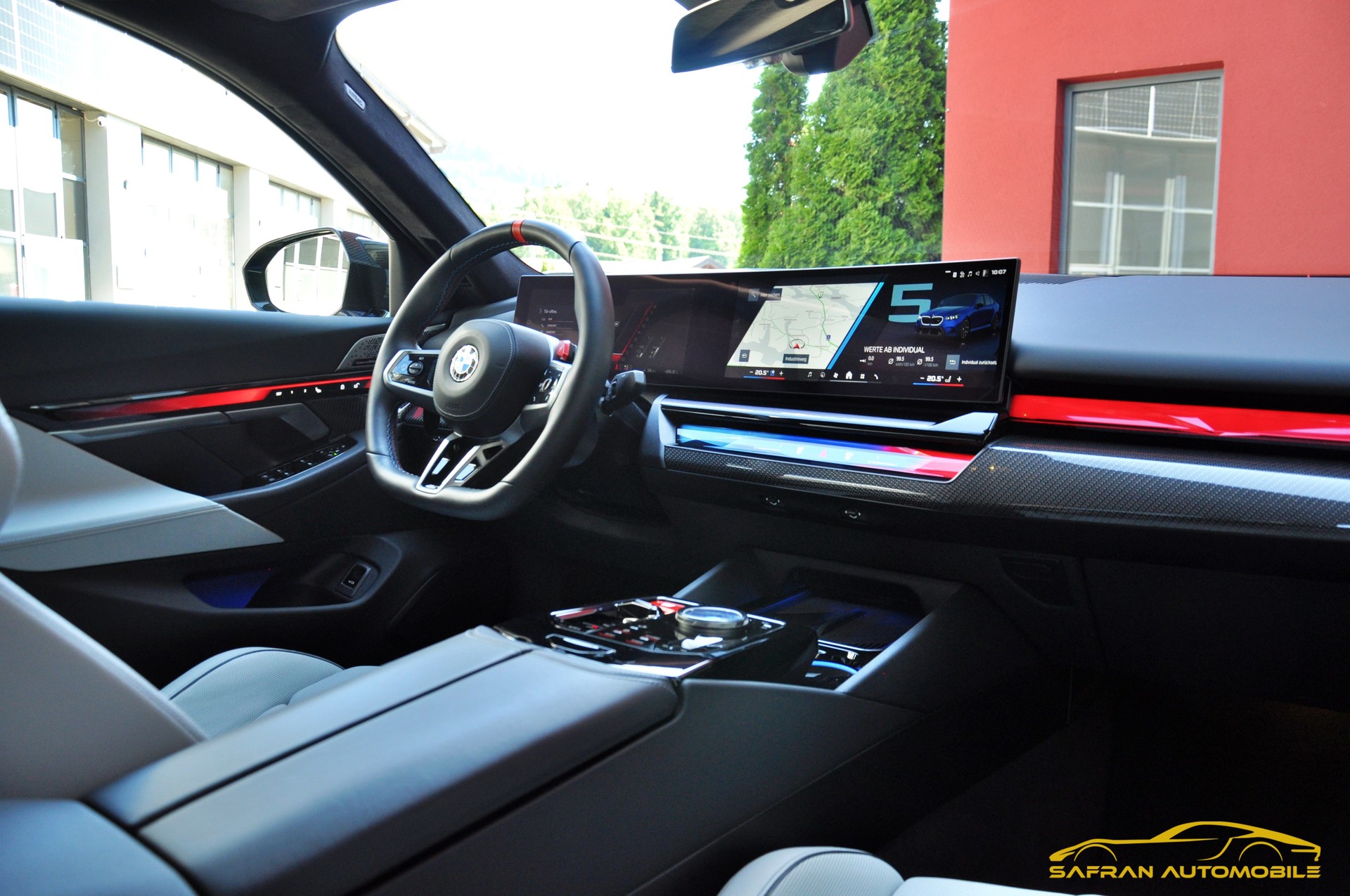 BMW M5 xDrive-image-10