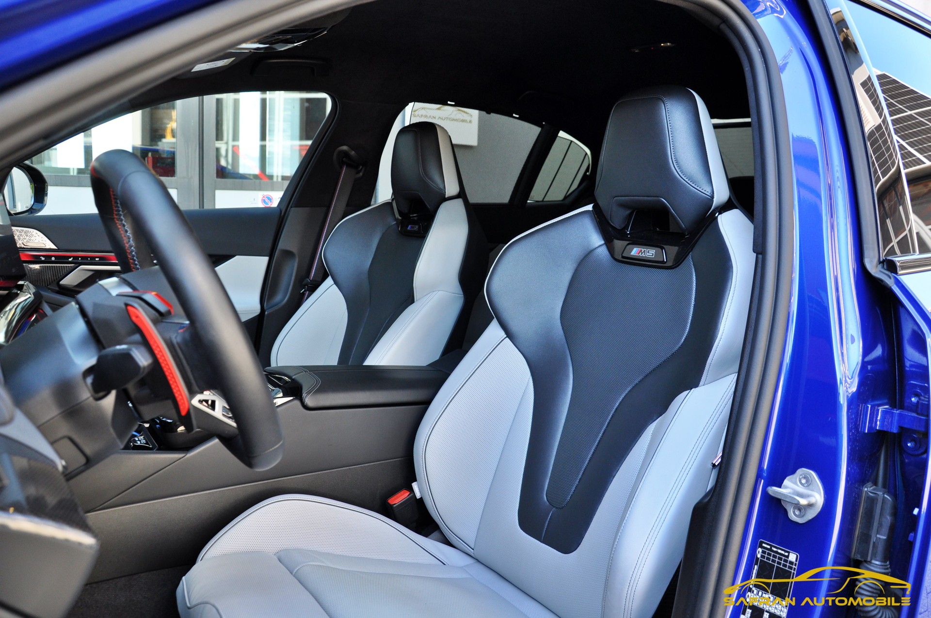 BMW M5 xDrive-image-8