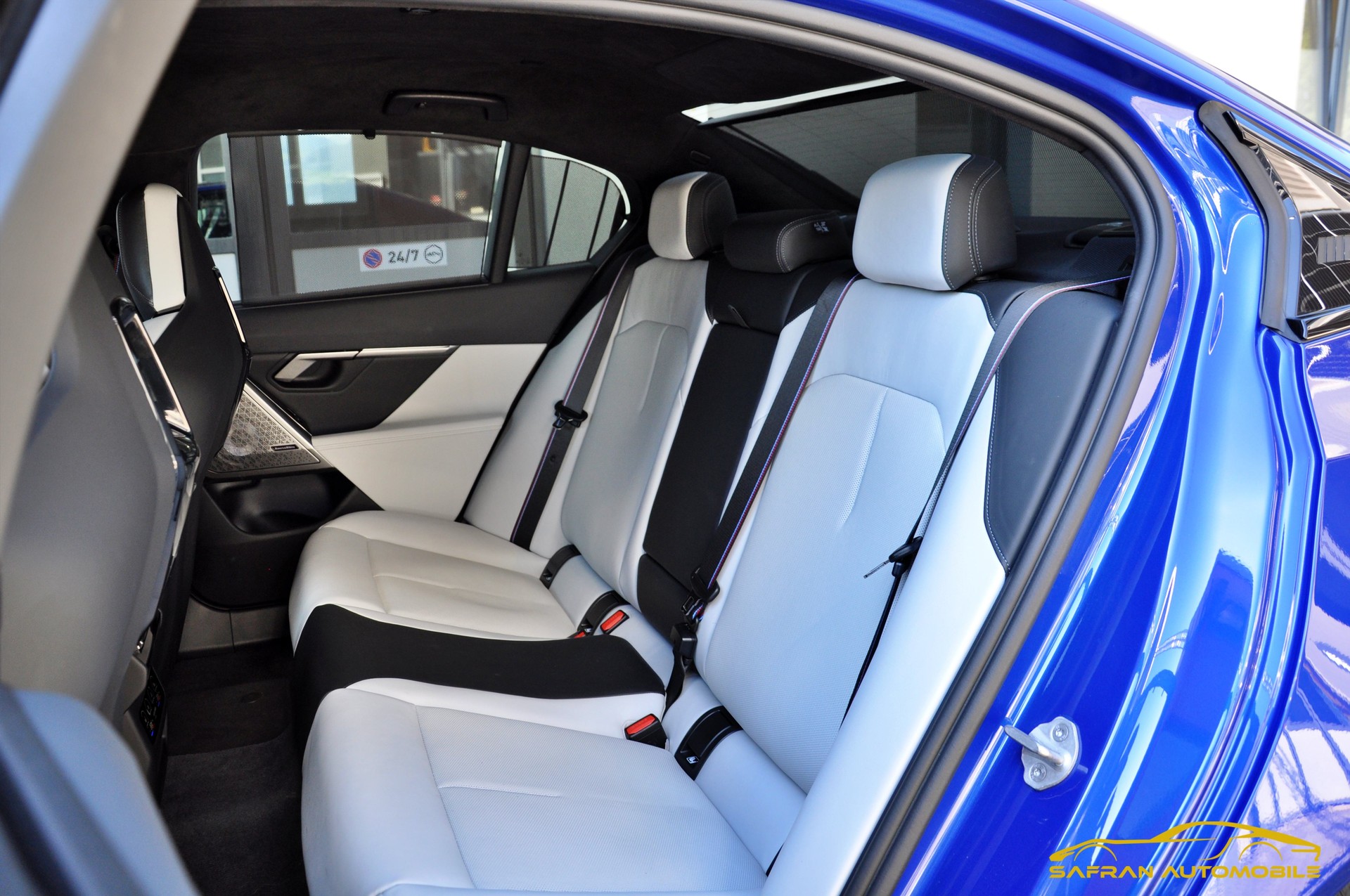 BMW M5 xDrive-image-12