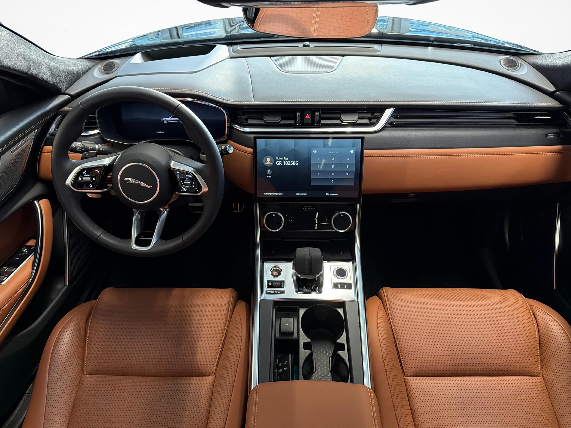 JAGUAR XF Sportbrake 2.0 I4 300 Sport AWD-image-6