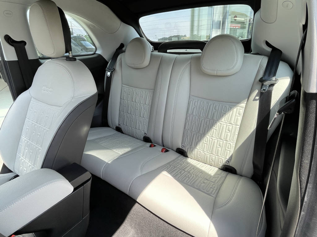 FIAT 500C BEV La Prima-image-11