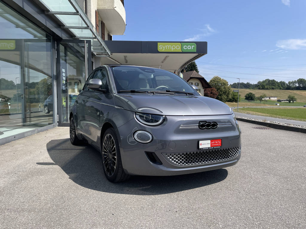FIAT 500C BEV La Prima-showroom-element-1