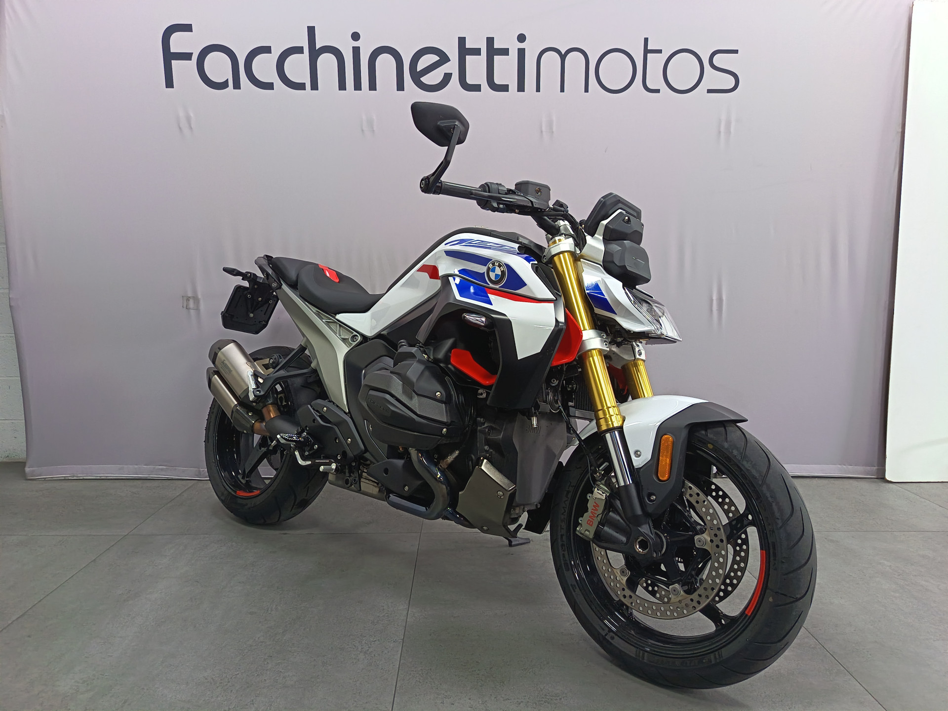 BMW R 1300 R Performance-image-1