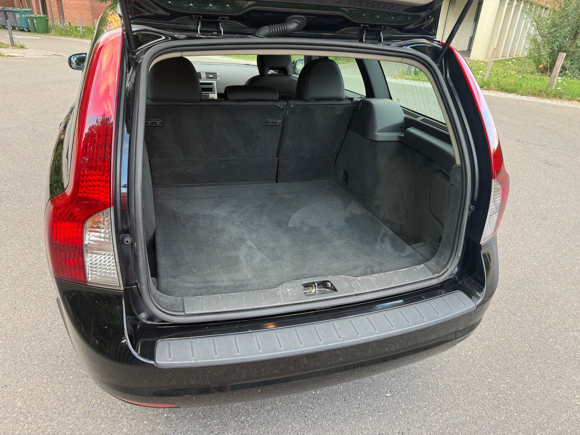 VOLVO V50 2.0D Kinetic-image-23