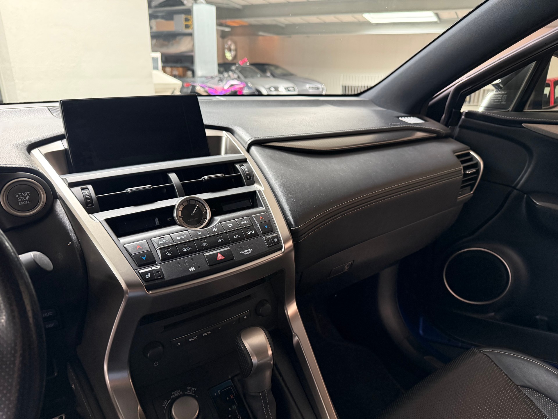 LEXUS NX 200t F-Sport AWD Automatic-image-15