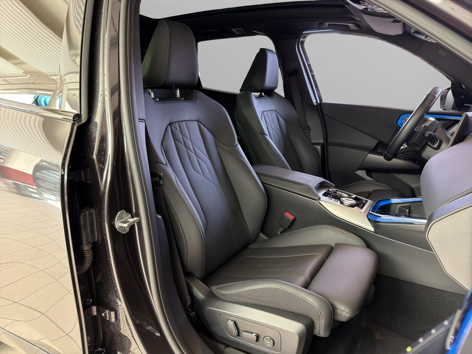 BMW X3 20d xDrive M-SportPaket-image-17