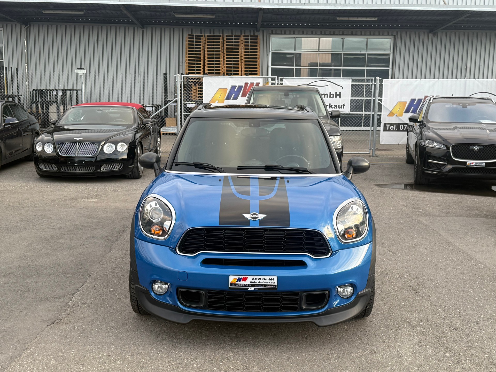 MINI Countryman Cooper S ALL4 Steptronic Snowhill / JCW Paket / Frisch ab MFK / 8-fach Alu / 1 Jahr Garantie-image-1