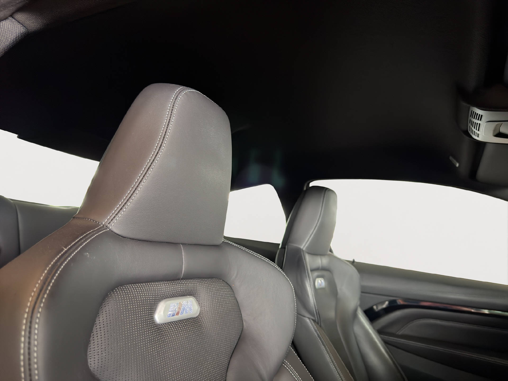 BMW M4 Coupé-image-16
