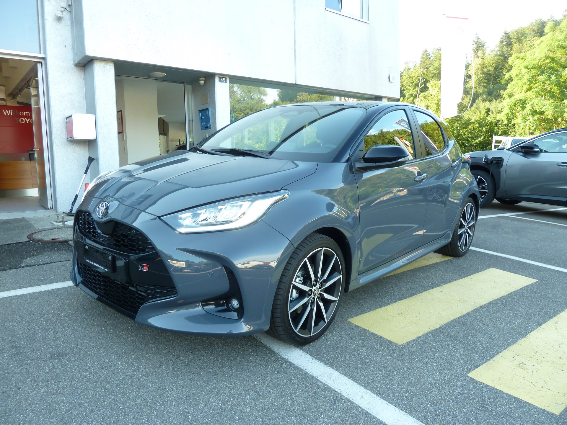 TOYOTA Yaris 1.5 GR Sport e-CVT