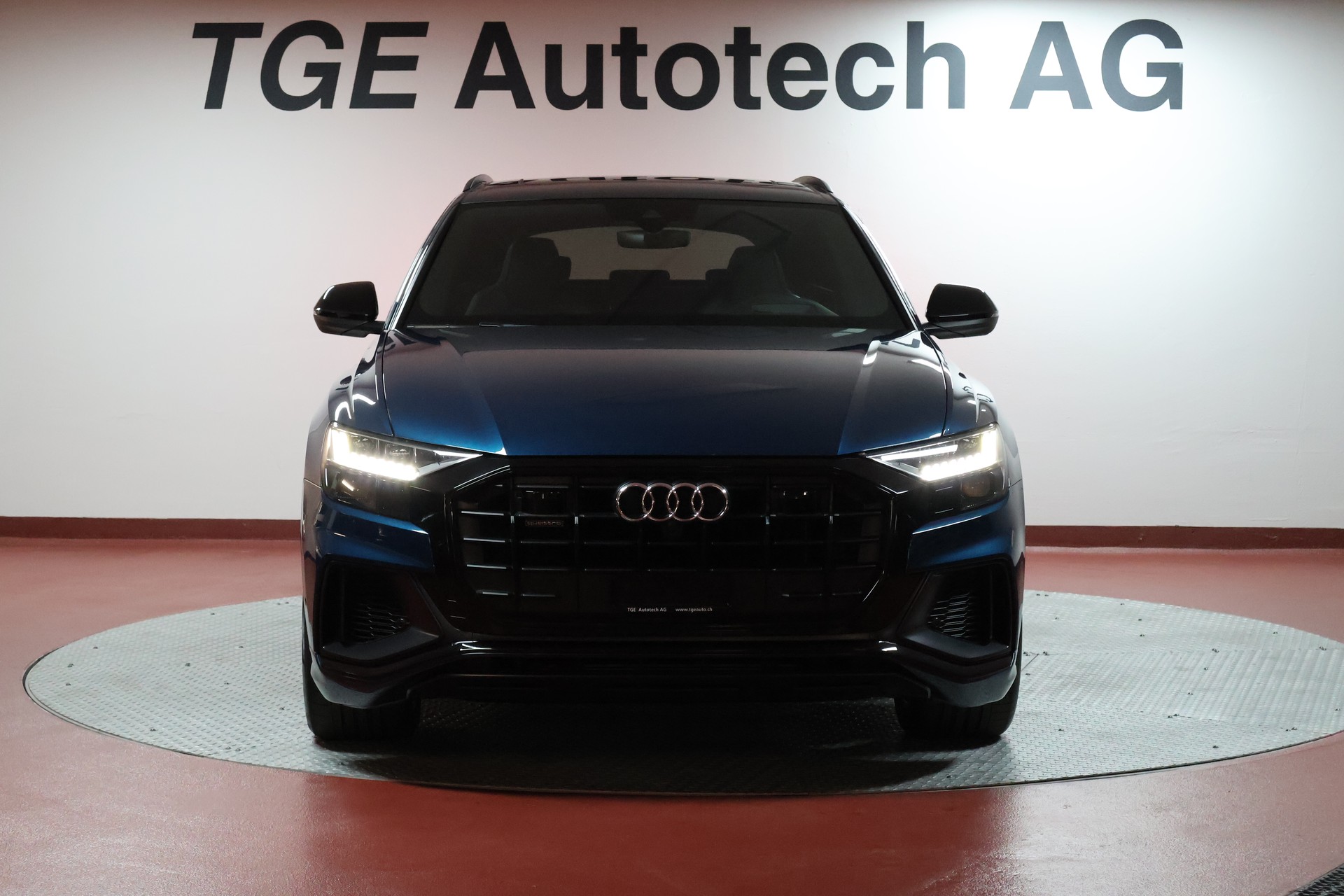 AUDI Q8 50 TDI quattro tiptronic-showroom-element-1