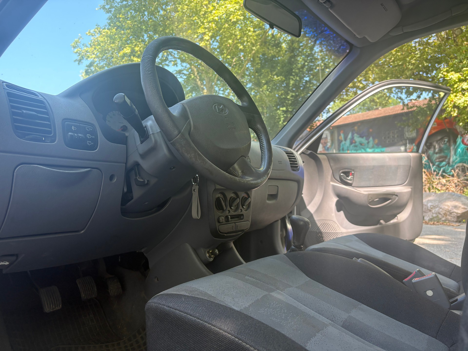 HYUNDAI Accent 1.6 Fun-image-9