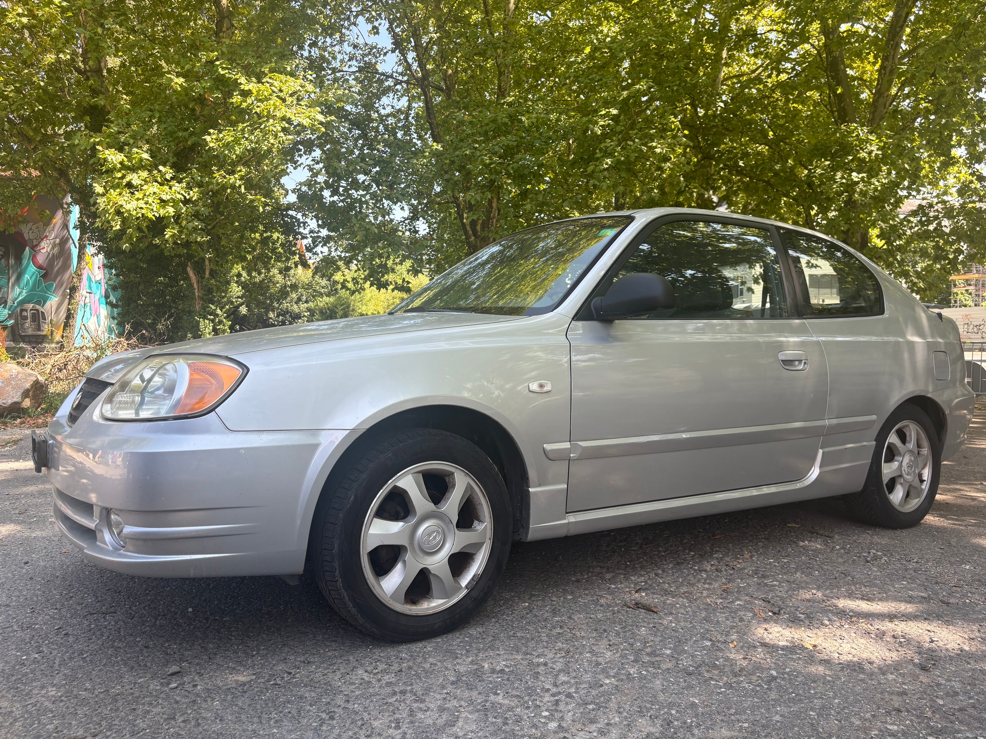 HYUNDAI Accent 1.6 Fun-image-2