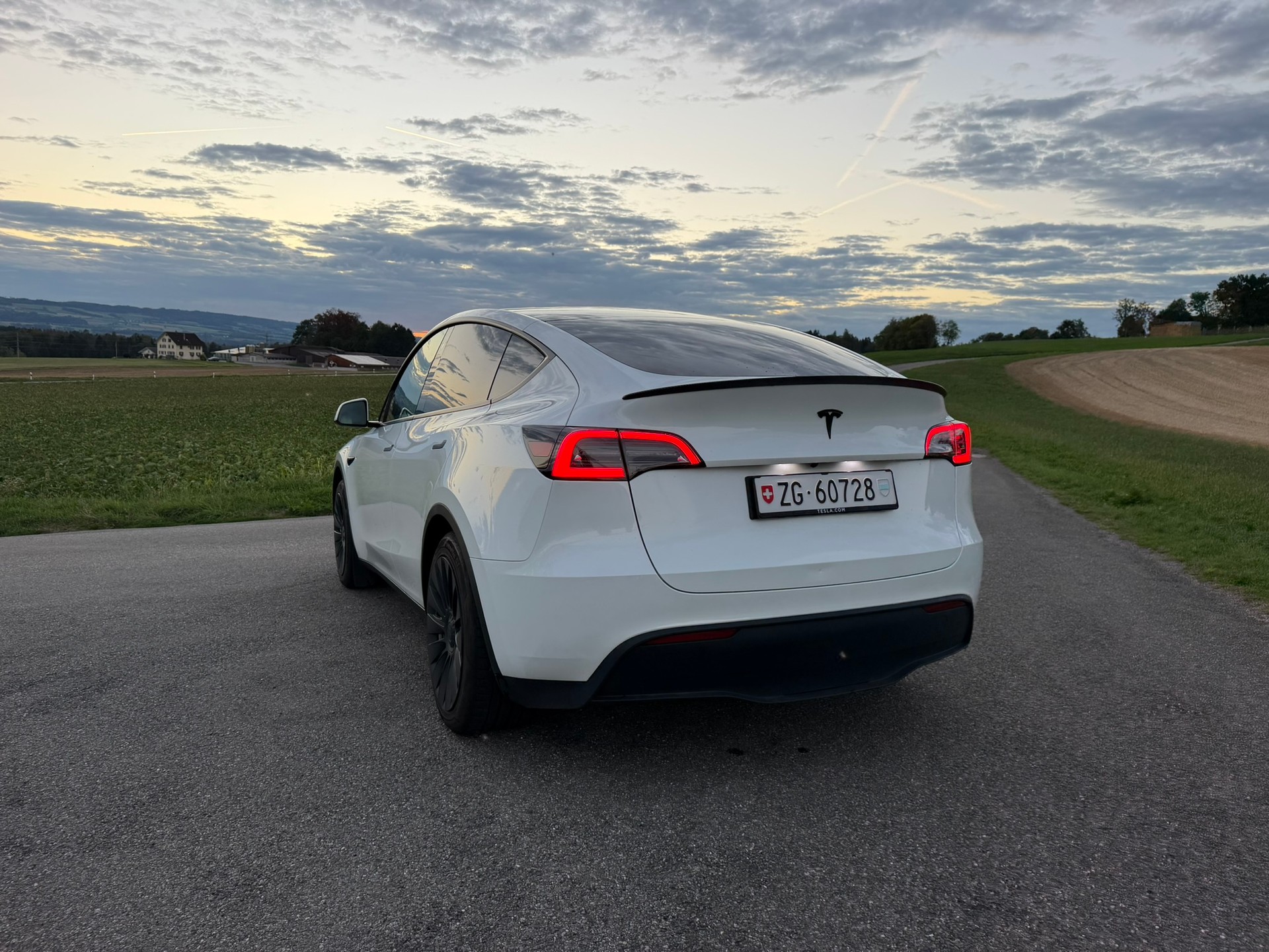TESLA Hinterradantrieb-image-3
