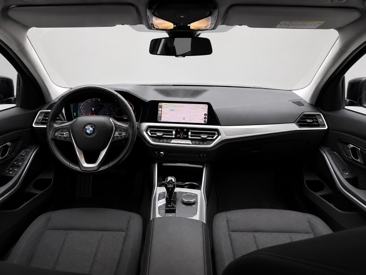 BMW 318i Business Pro-image-12