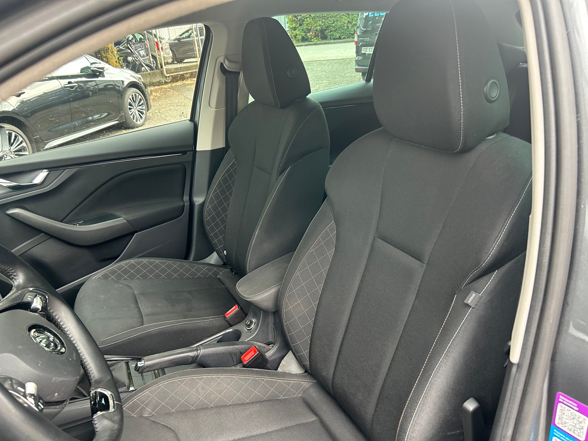 SKODA Scala 1.5 TSI ACT Ambition DSG-image-11