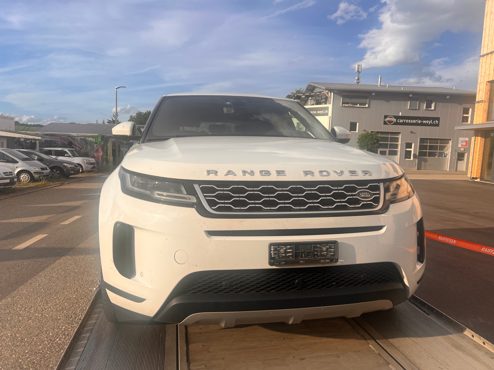 LAND ROVER Range Rover Evoque R-Dynamic D 180 AT9