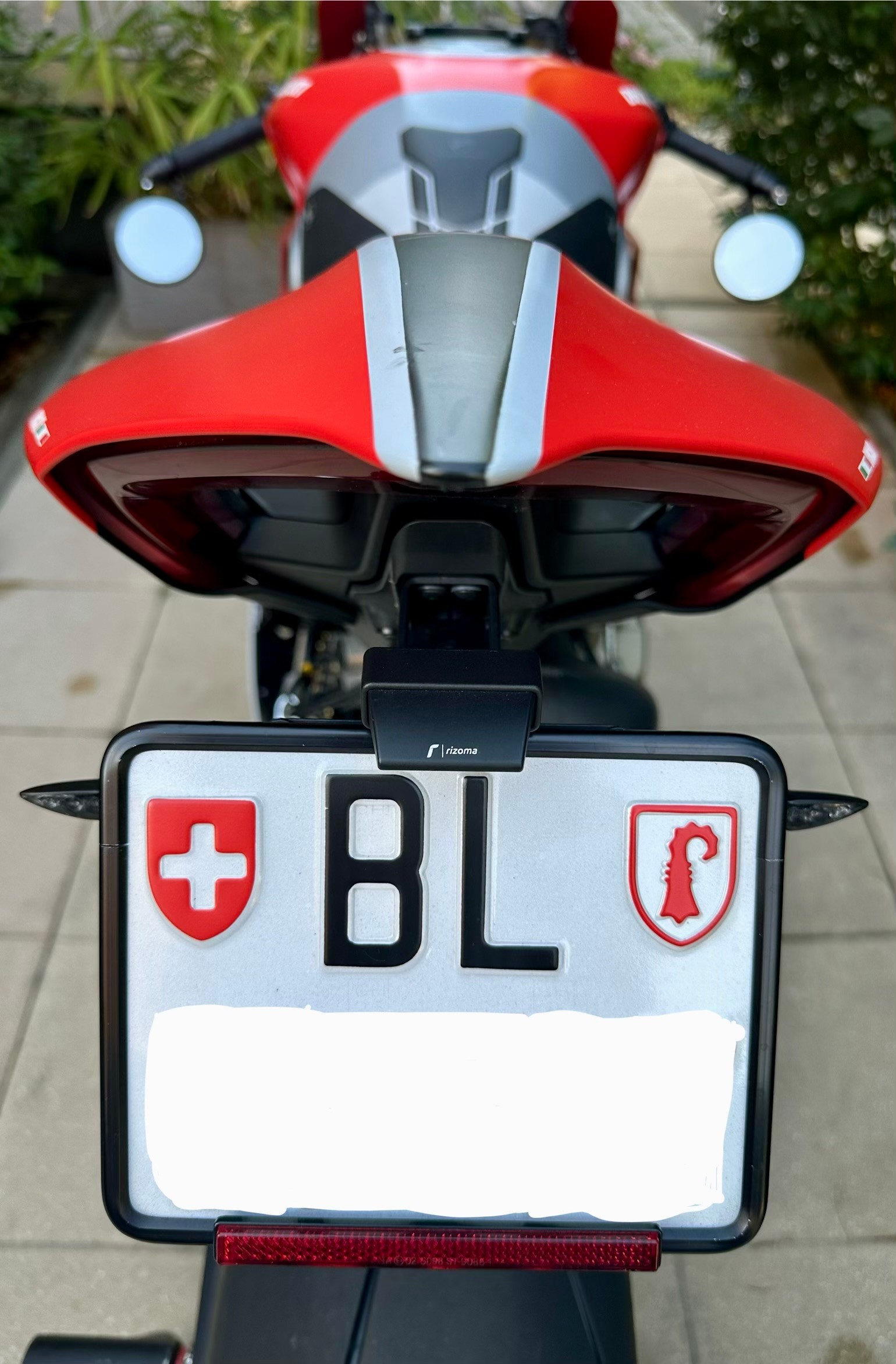 DUCATI Panigale V4 S Corse-image-3