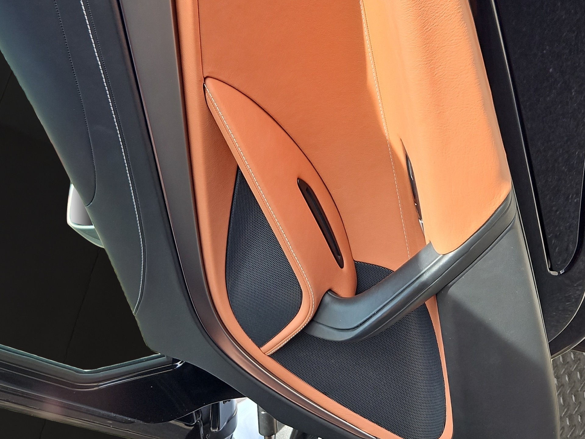 McLAREN 720S Coupé 4.0 V8 SSG-image-15