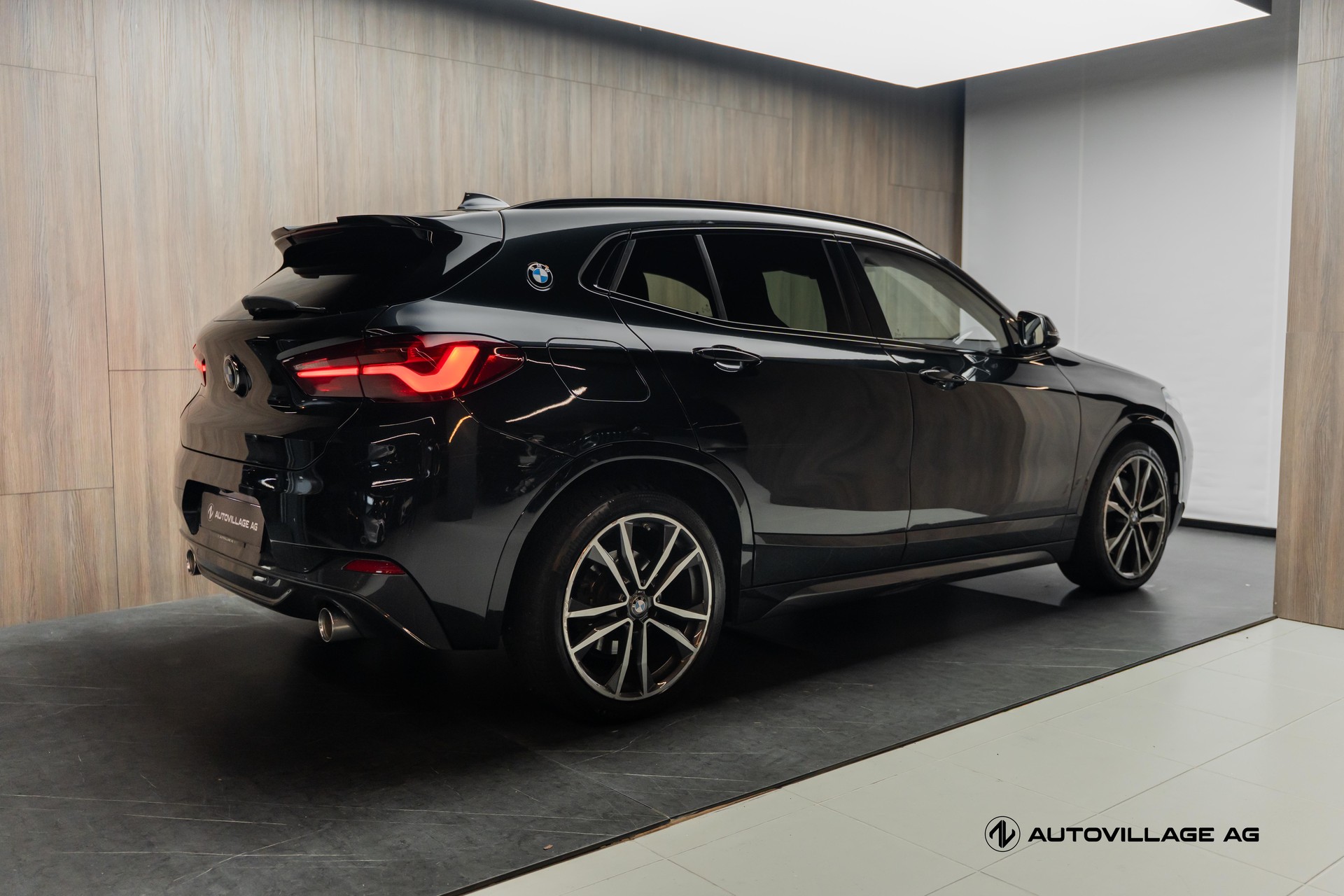 BMW X2 xDrive 20d M Sport Steptronic-showroom-element-1