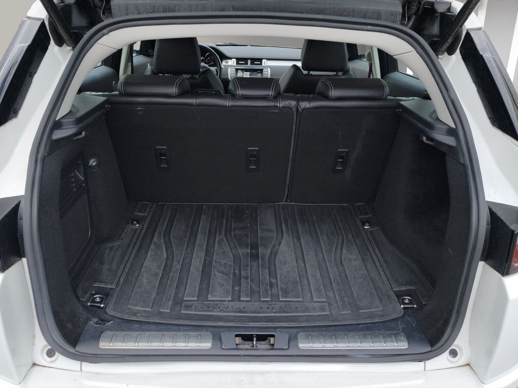 LAND ROVER Range Rover Evoque 2.0 Si4 Dynamic-image-8