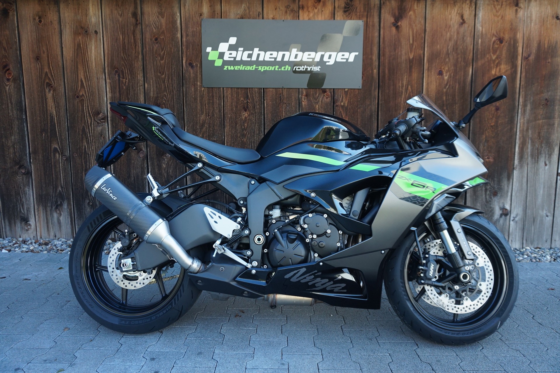 KAWASAKI ZX-6R ABS mit Leovinci LV ONE EVO Karbon Auspuff-image-2