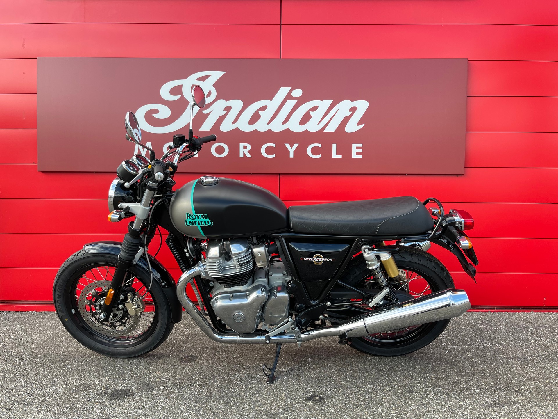 ROYAL ENFIELD Interceptor 650 Standard-image-3
